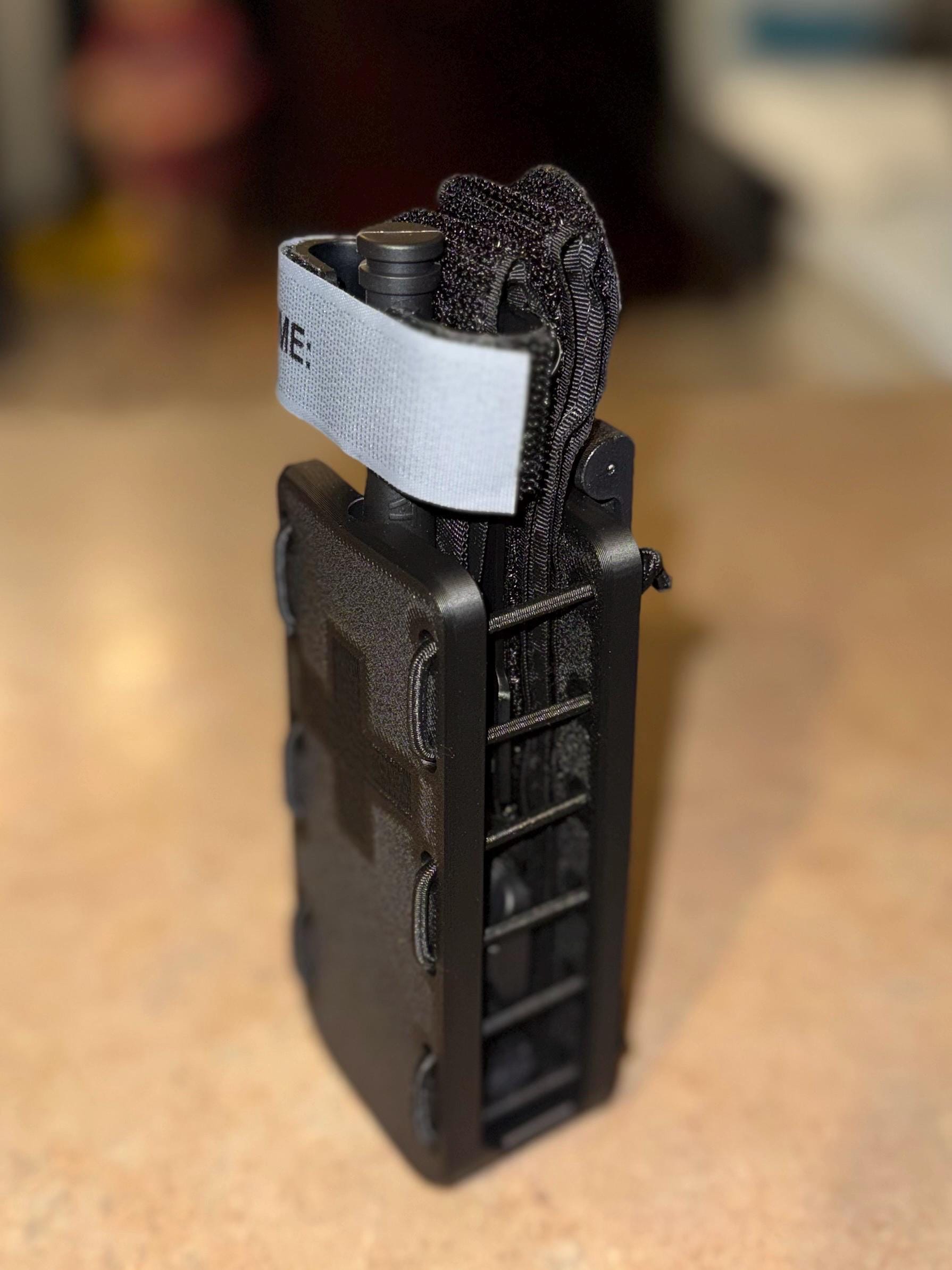 Tactical Tourniquet Holder – MOLLE Belt Mount, Flexible TPU Pouch – Quick Access Medical Holder Canada