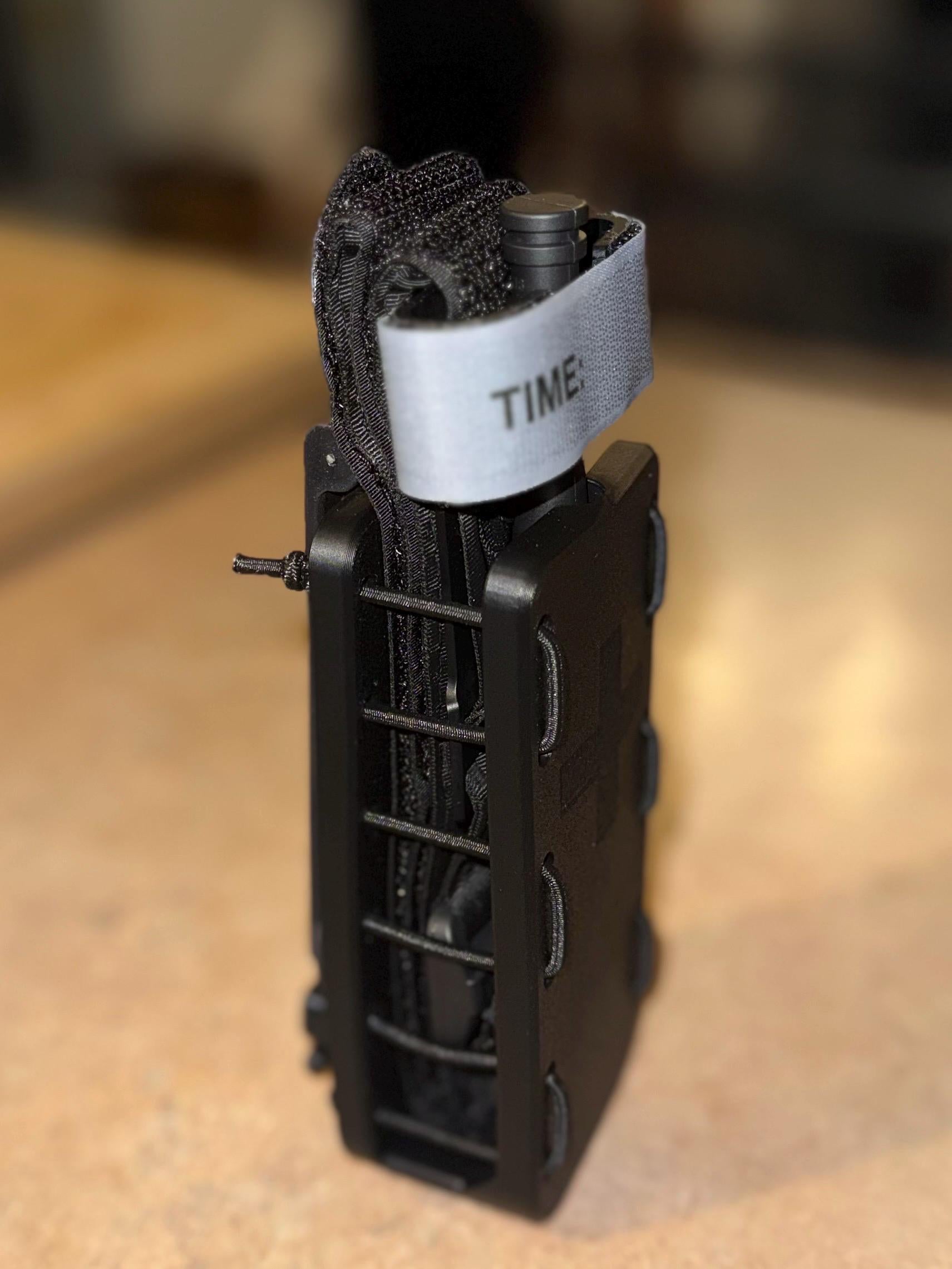 Tactical Tourniquet Holder – MOLLE Belt Mount, Flexible TPU Pouch – Quick Access Medical Holder Canada