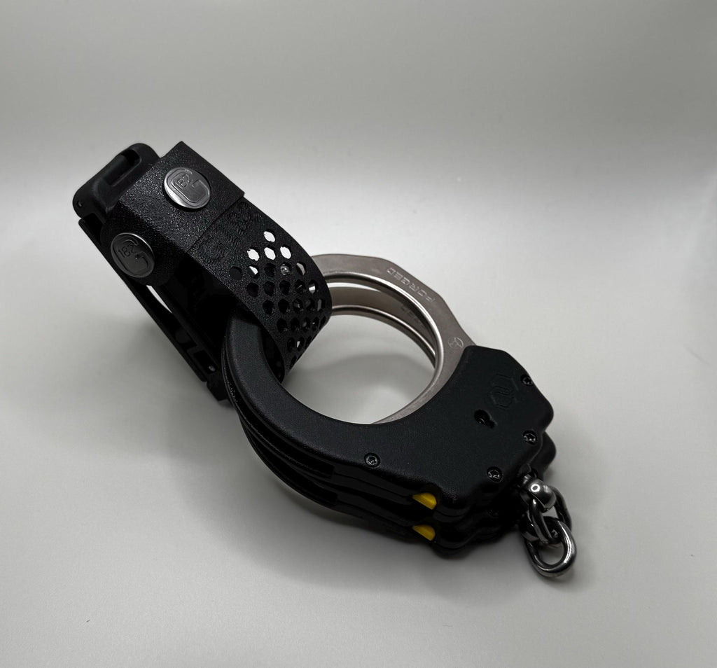 Tactical Handcuff Holder: Durable Polymer, Universal Belt Clip